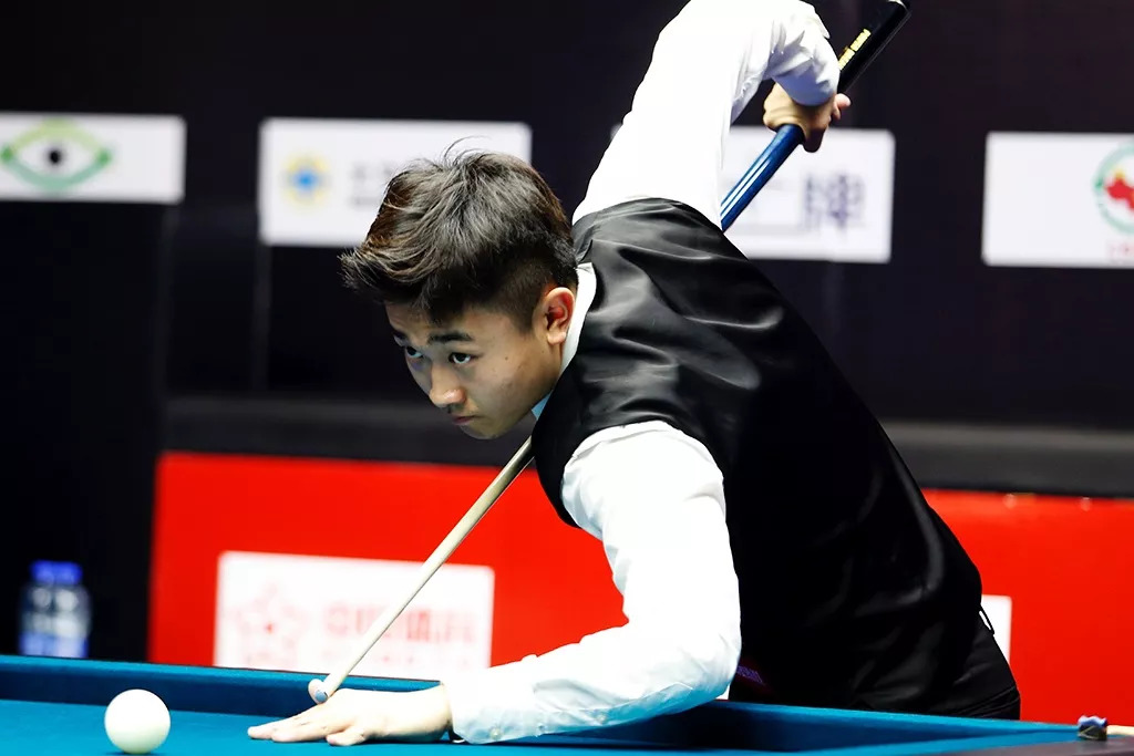 为球队后防 为球队后防